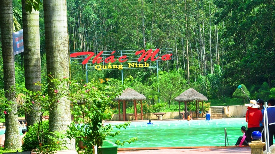 Thác Mơ Quảng Ninh