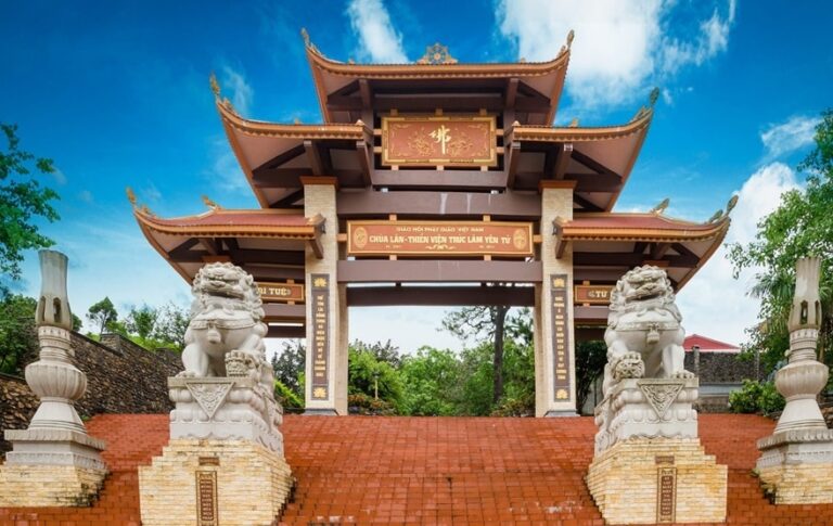 Khám phá Thiền Viện Trúc Lâm Yên Tử (chùa Lân)