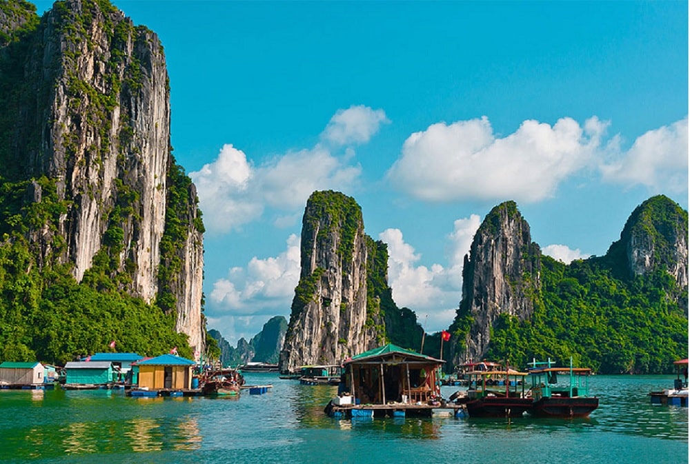 Cảnh quan làng chài Cống Đầm