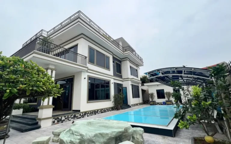 Villa Queen Tuần Châu
