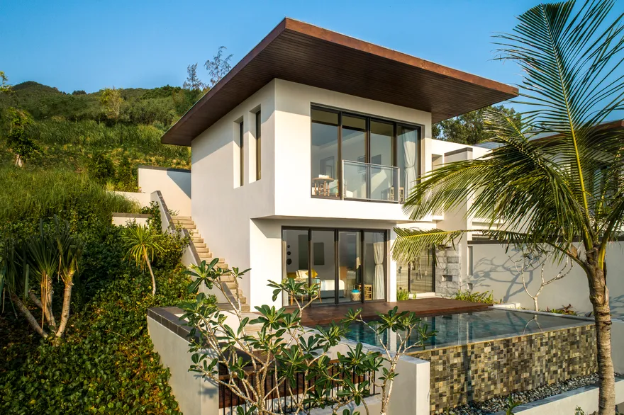 2-BR Ocean View Pool