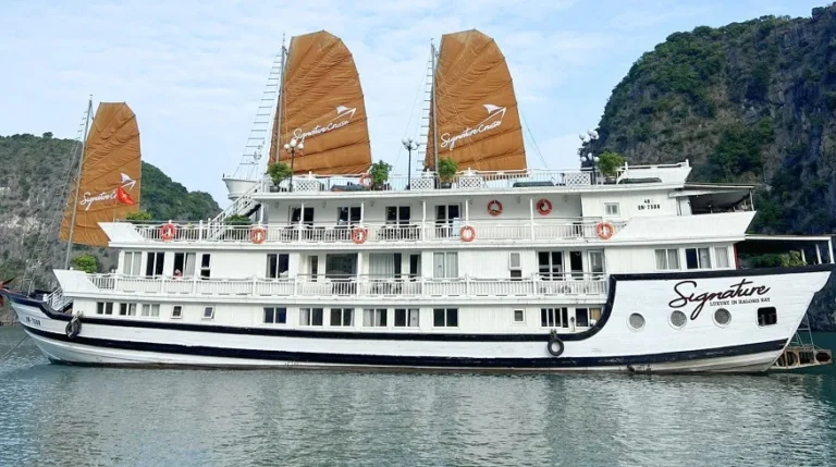 Du thuyền Signature Hạ Long
