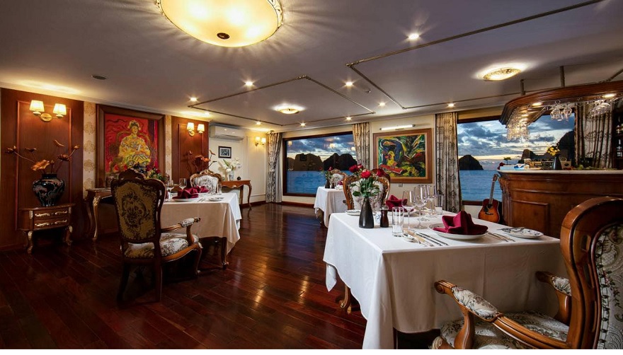 Du thuyền Emperor Cruises Ha Long 4 Nhà hàng của Emperor Cruises