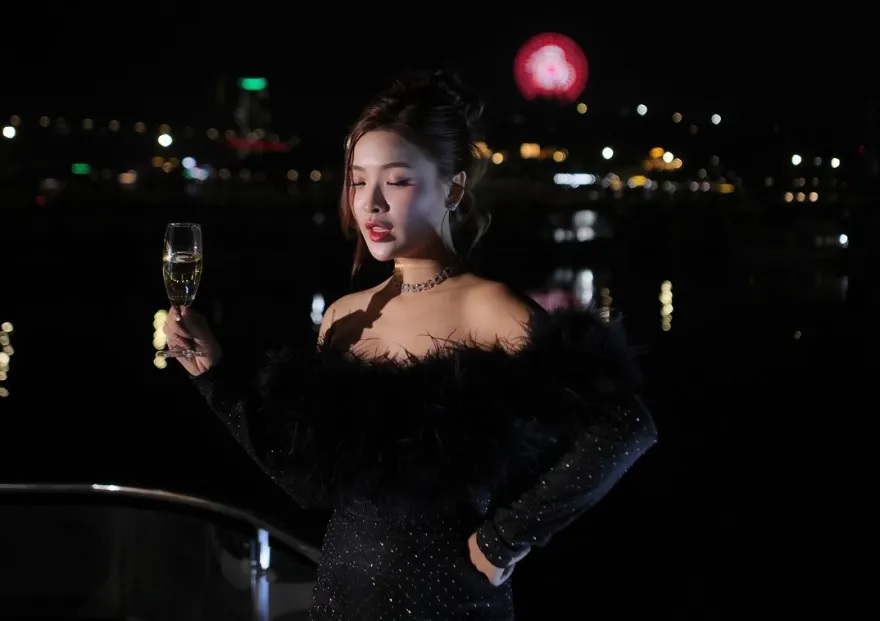 Trải nghiệm tiệc tối sôi động với Symphony by night