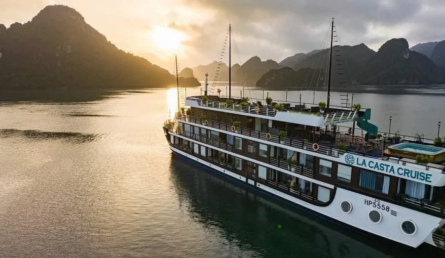 Du thuyền La casta Cruise