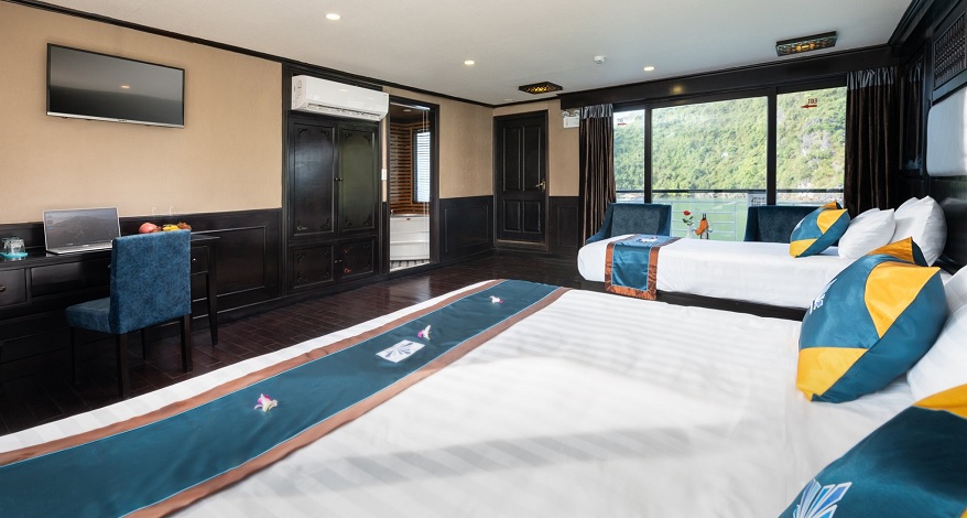 Du thuyền Aquamarine sơ hưu 21 Cabin với view hướng ra Vịnh Hạ Long