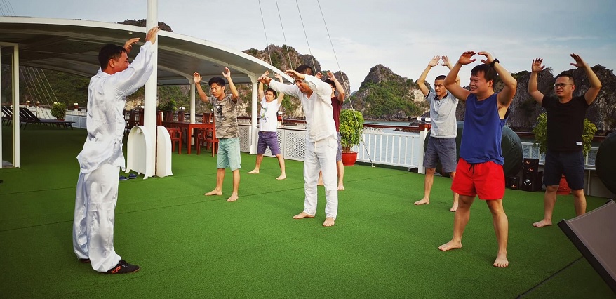Trải nghiệm lớp học Thái Cực Quyền trên du thuyền Calypso