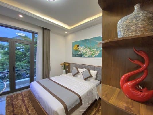 Vds Beverly Hilltt04 22 01