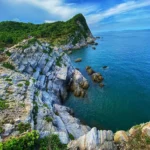 Eo gió Quan Lạn – điểm đến hấp dẫn cho những ai yêu thích thiên nhiên hoang sơ