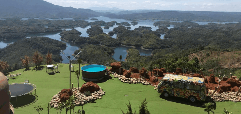 Hồ Tà Đùng – Vịnh Hạ Long trên cao nguyên Tây Nguyên