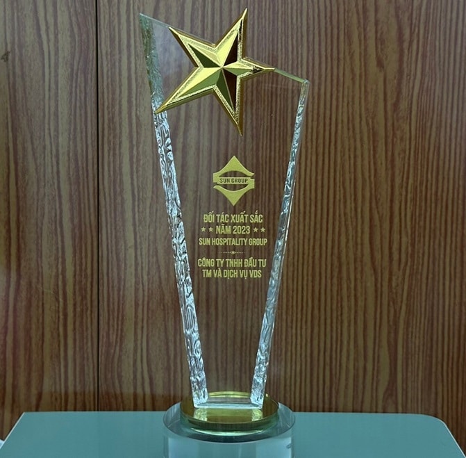 VDS Travel đoạt danh hiệu đối tác xuất sắc nhất của Yoko Onsen - Sun Hospitality Group