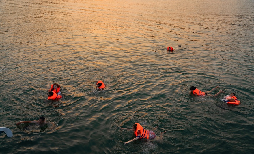 Tour ngắm hoàng hôn trên du thuyền Daiichi Crusie II