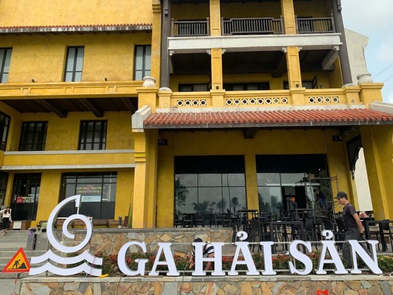 Nhà hàng ga hải sản Hạ Long