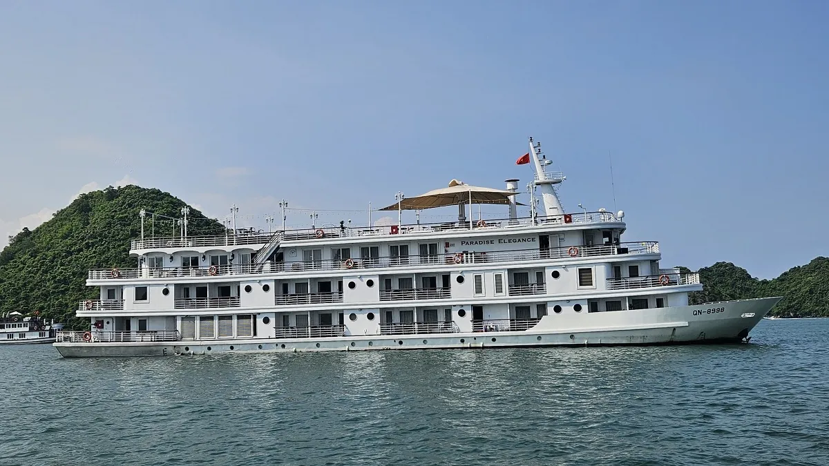 Paradise Elegance Cruise