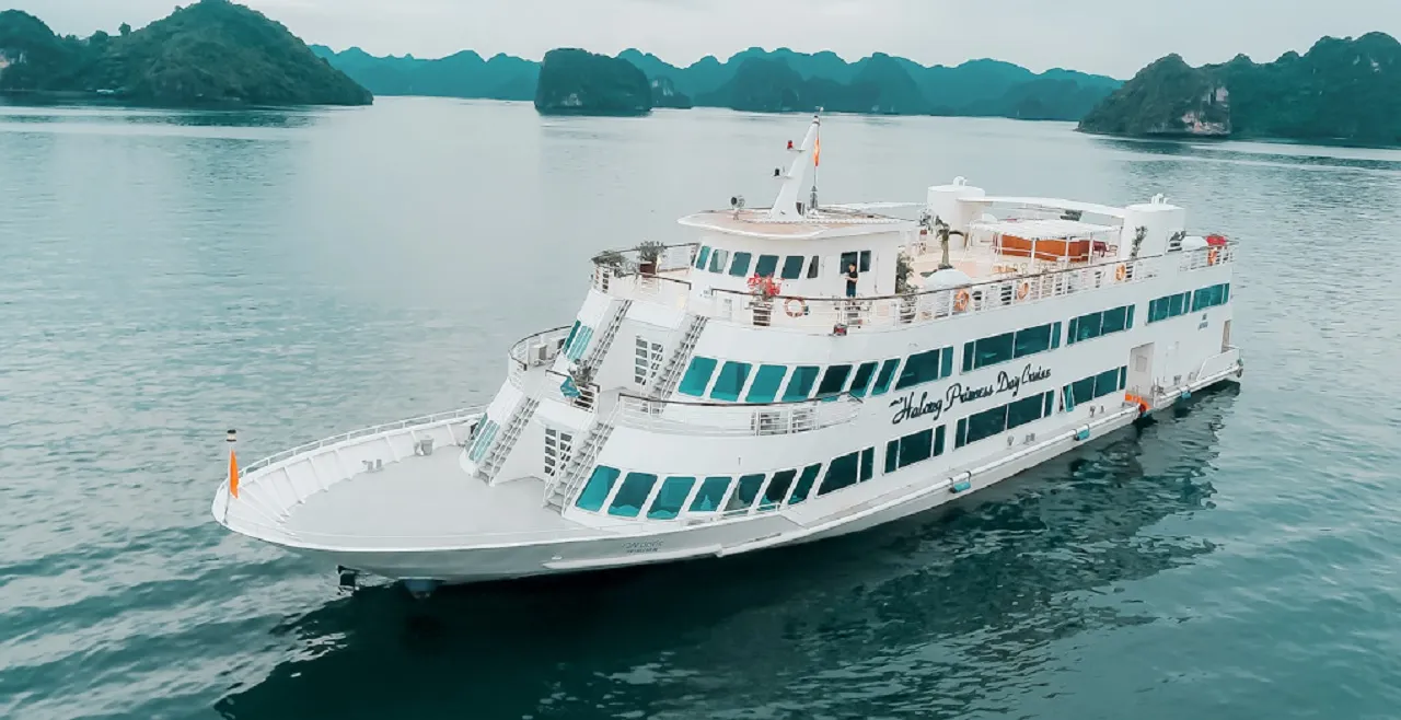 Du thuyền Princess Day Cruise