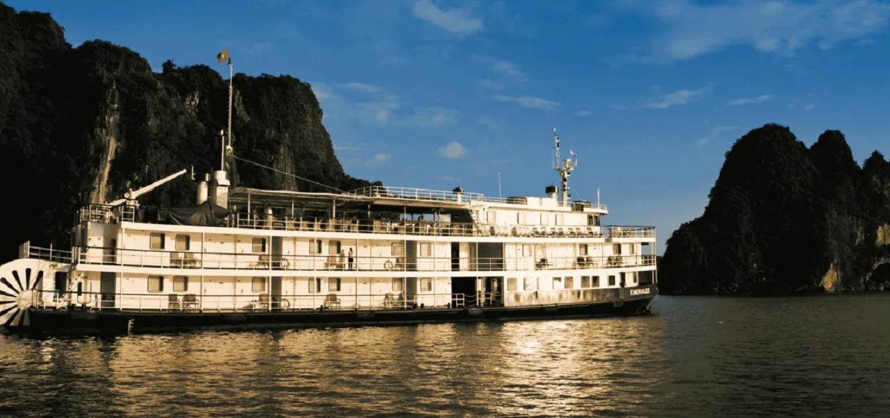 Du thuyền Emeraude Classic của Tập đoàn Thiên Minh (TMG)