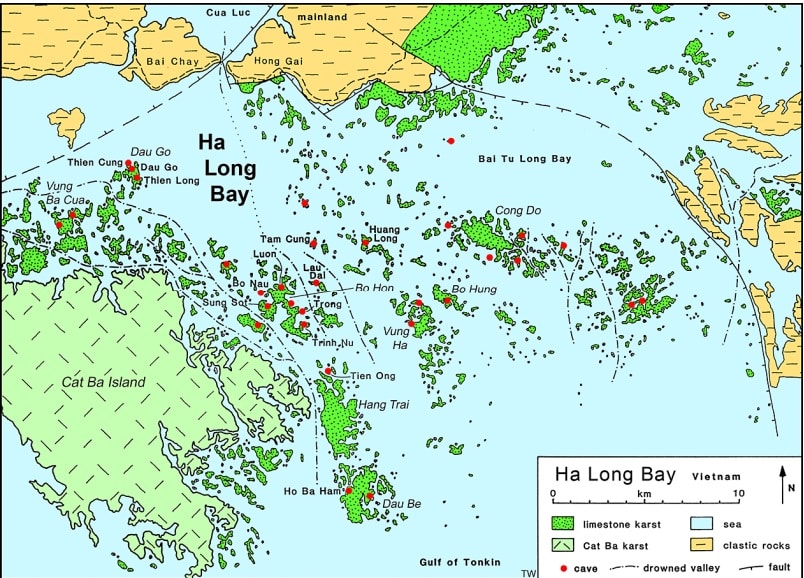 Ảnh 1: bản đồ đơn giản của Vịnh Hạ Long, cho thấy các đảo lớn và địa chất nổi bật, và đặt tên cho một số hang động lớn