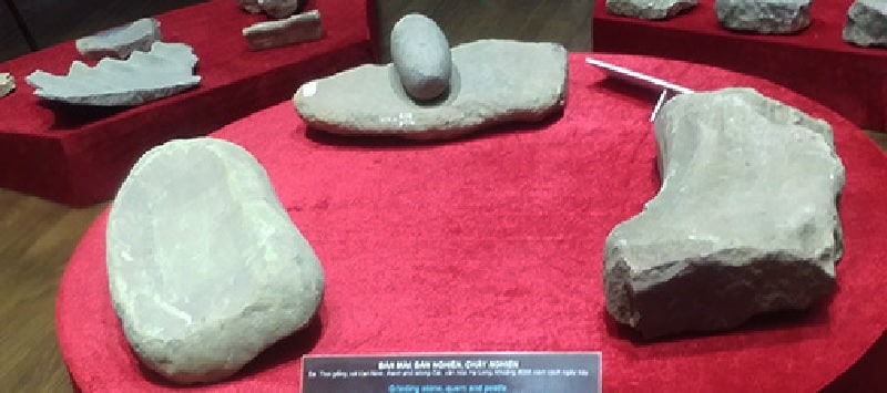 Bàn mài, bàn nghiêng, chày nghiền