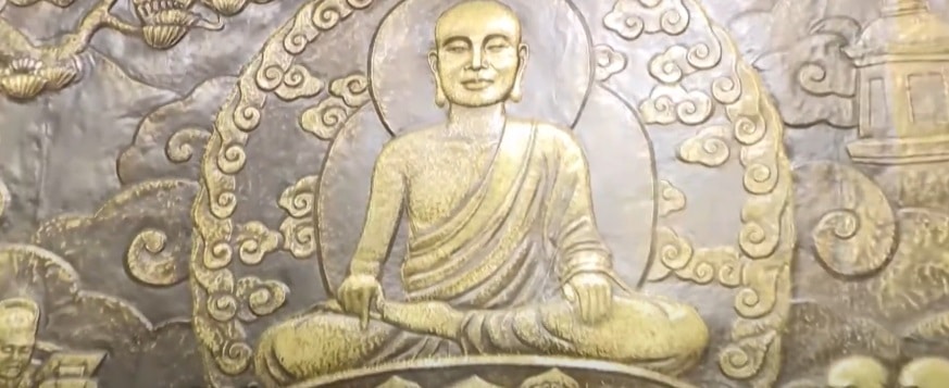 Bức tranh đồng về phật hoàng Trần Nhân Tông 