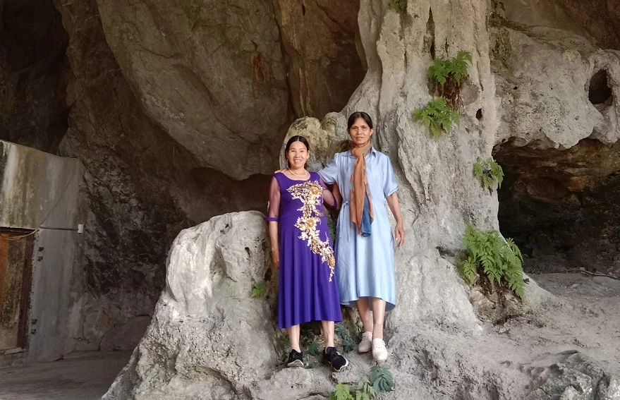 Các-khổi-măng-và-nhũ-đá-khổng-lồ-tại-Hang-Quân-Y