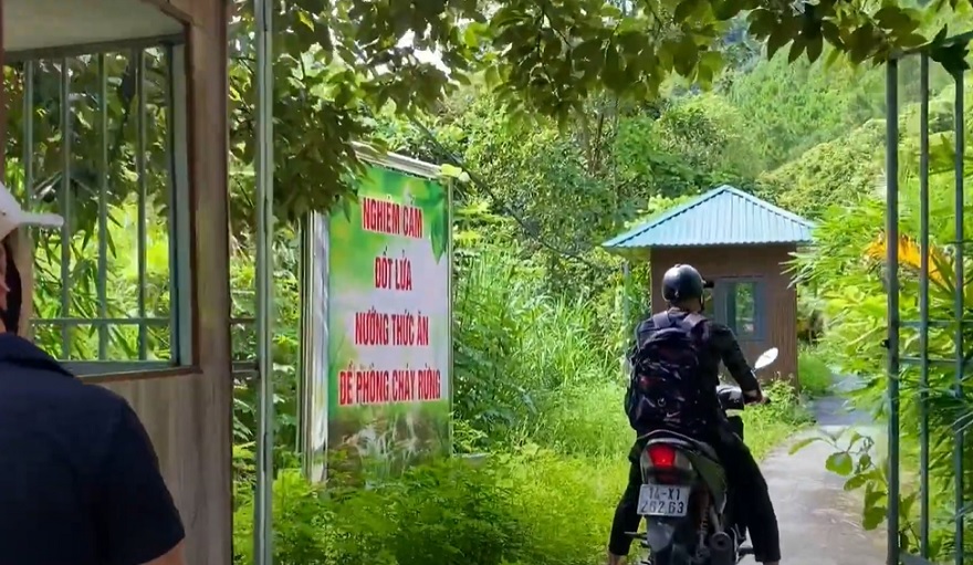 Đường vào Lựng Xanh