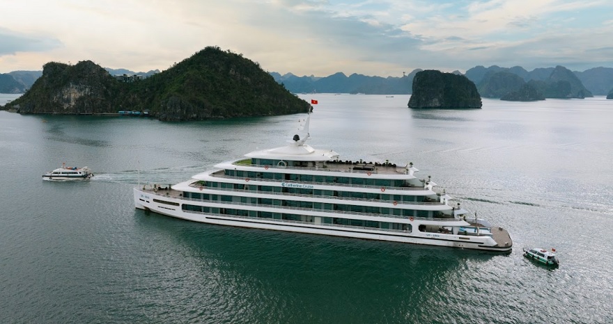 Du Thuyền Catherine 6 Sao