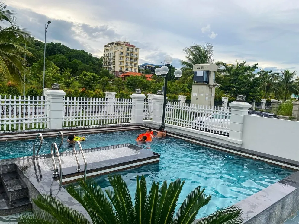 Phượng Hoàng Villa