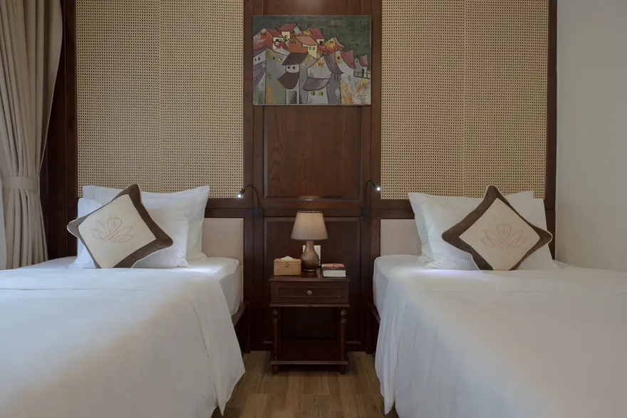 Superior (Earth Residence)