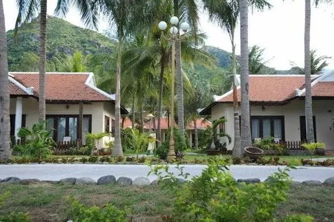 Sun Spa Resort & Villas