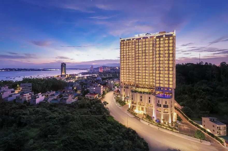 Khách sạn Radisson Blu Hạ Long