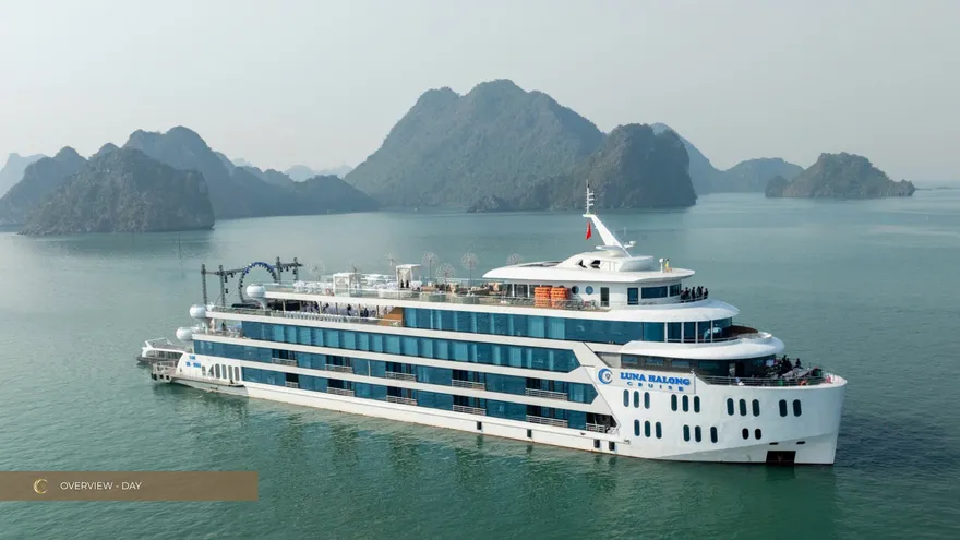 Du thuyền Luna Cruise Hạ Long