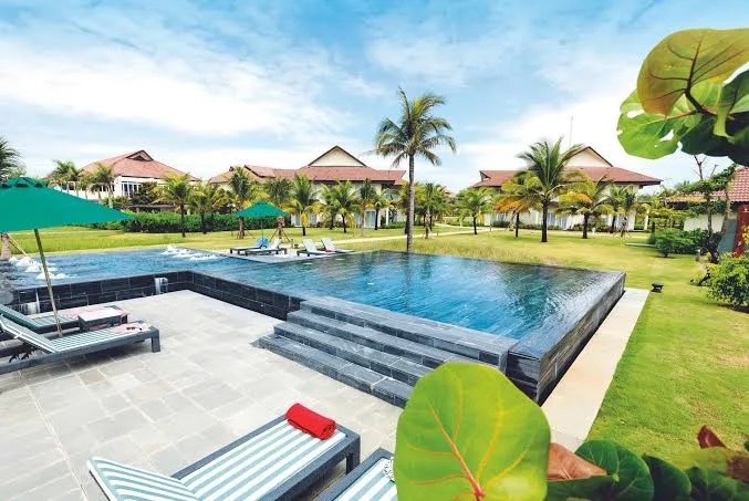 ROBINSON Nam Hội An