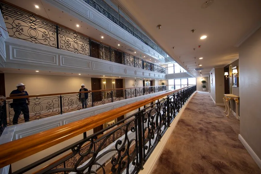 Executive Suite