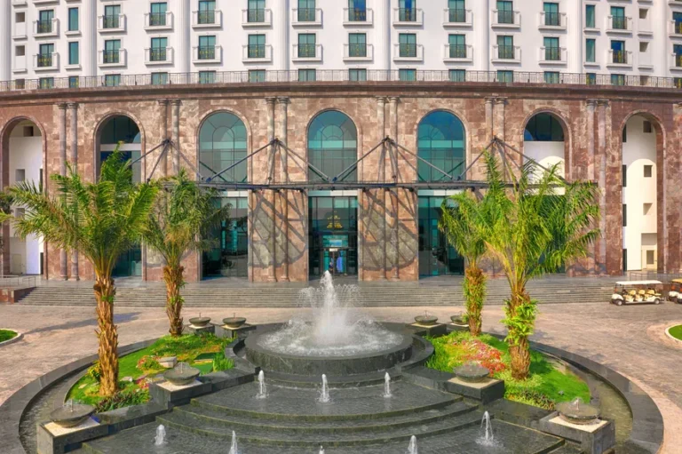 Khách Sạn FLC Grand Hotel Hạ Long